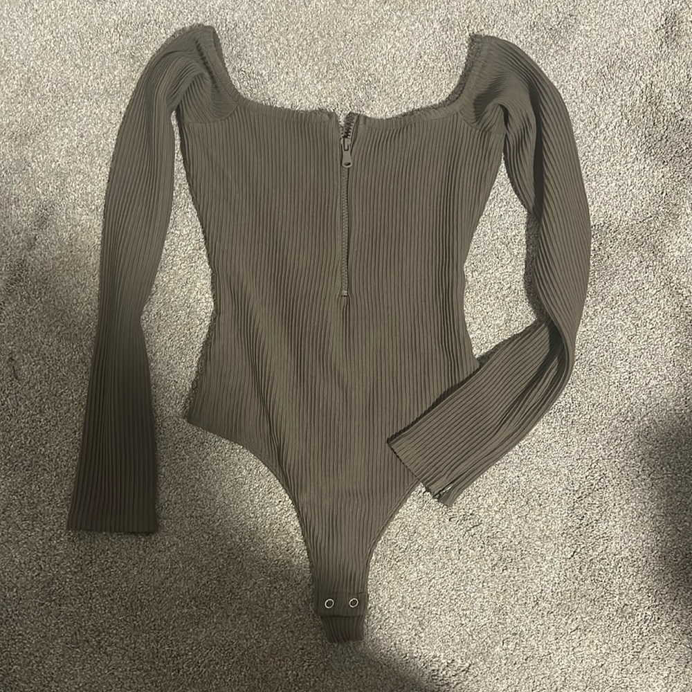 Never worn good American body suit